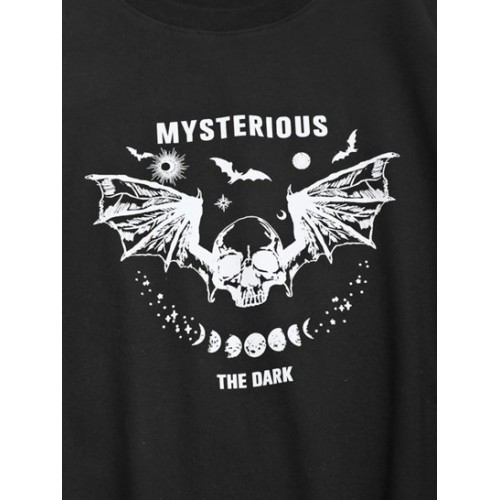 Halloween Skull Bat Graphic Print Y2K Aesthetic Sweatshirt Halloween Skull Bat Graphic Print Y2K Aesthetic Sweatshirt